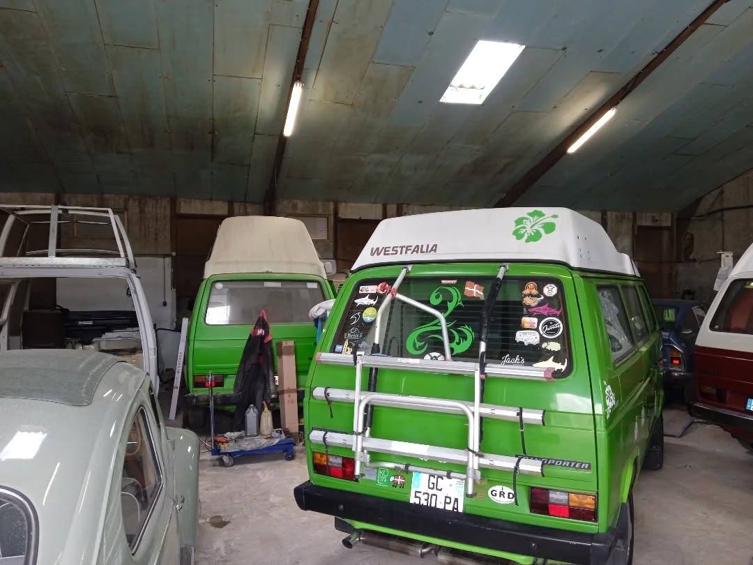 atelier de réparation pour véhicules anciens