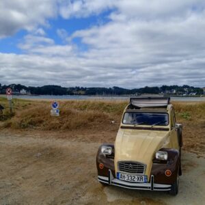 location 2cv en Bretagne